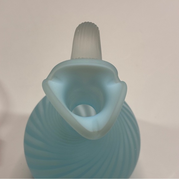 Rare Fenton Rib Optic Blue Satin Cruet c.1950 - Picture 8 of 16